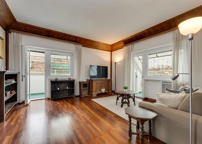 Elegante 130mq In Stile Classico Apartment Rome